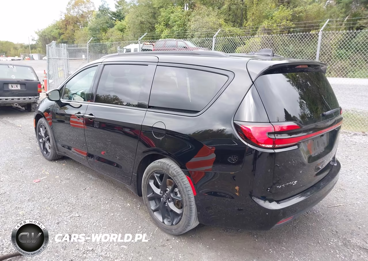 2026 Chrysler Pacifica Limited VIN:2C4RC1GG7TR161849 - 3