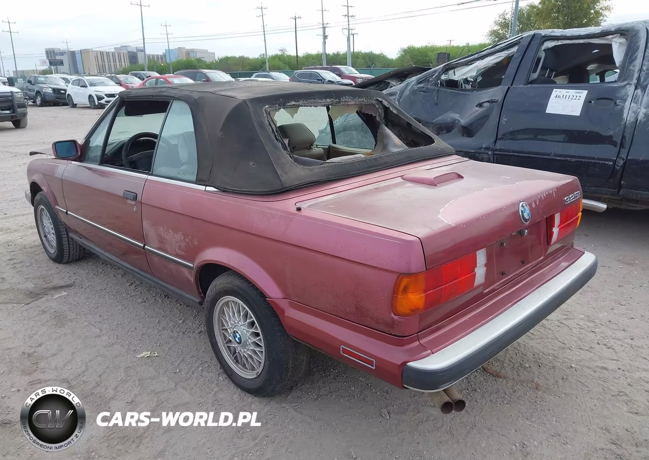 1991 BMW 325 Ic Automatic VIN:WBABB2319MEC24685 - 3