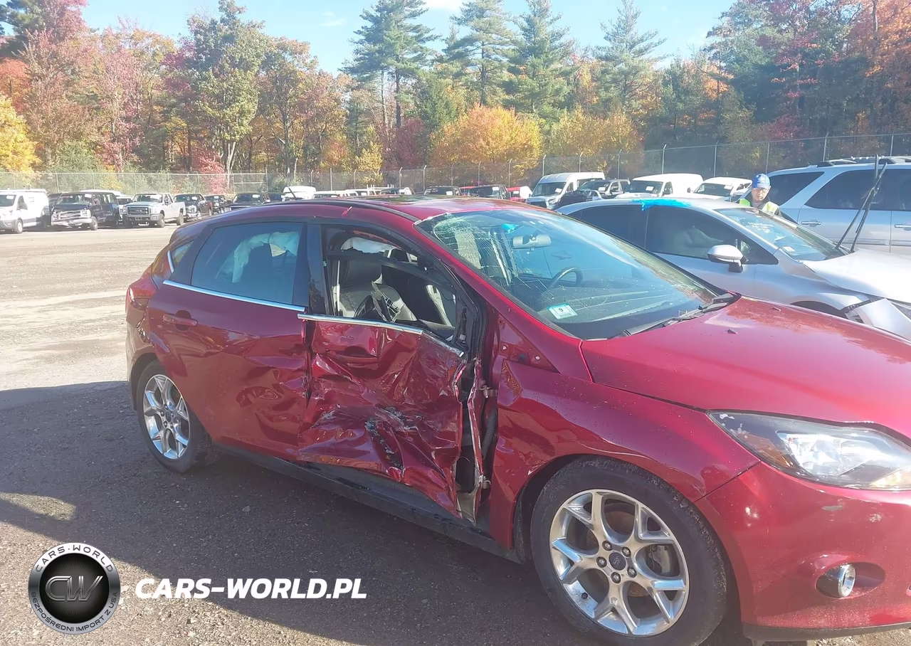 2014 Ford Focus Titanium VIN:1FADP3N24EL188770 - 6