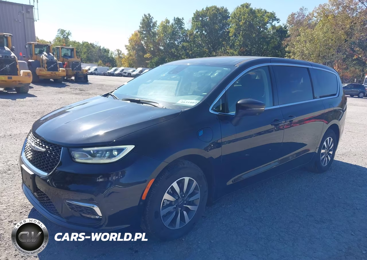 2023 Chrysler Pacifica Hybrid Touring L VIN:2C4RC1L76PR541700 - 2