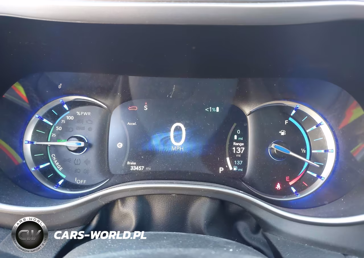 2023 Chrysler Pacifica Hybrid Touring L VIN:2C4RC1L76PR541700 - 7