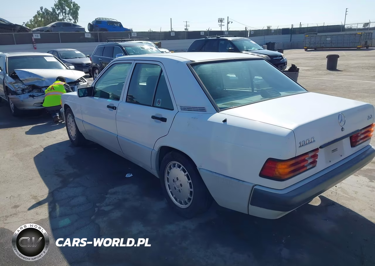 1991 Mercedes-Benz 190 E 2.3 VIN:WDBDA28D7MF739708 - 3