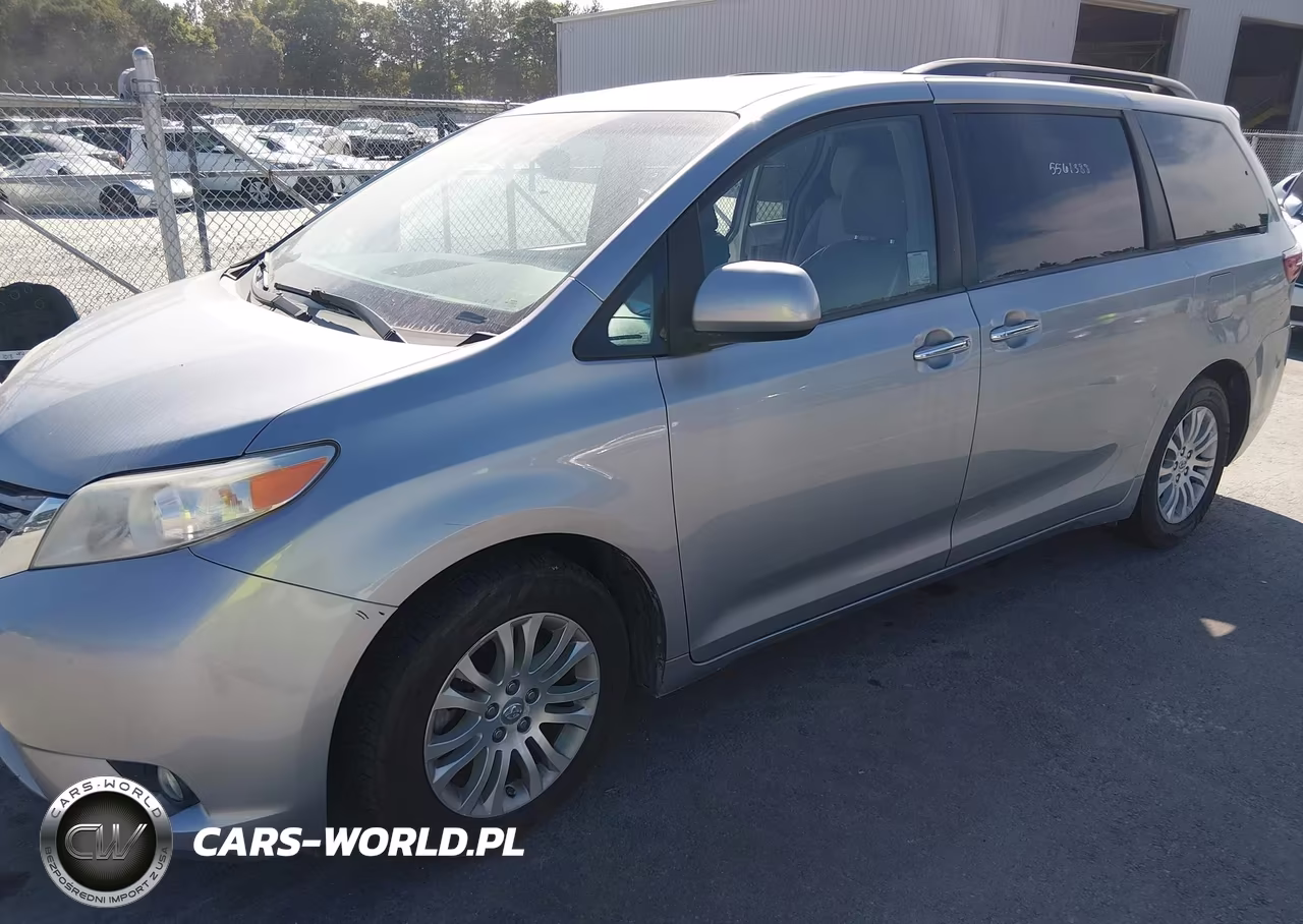 2017 Toyota Sienna Xle 8 Passenger VIN:5TDYZ3DC3HS857873 - 2