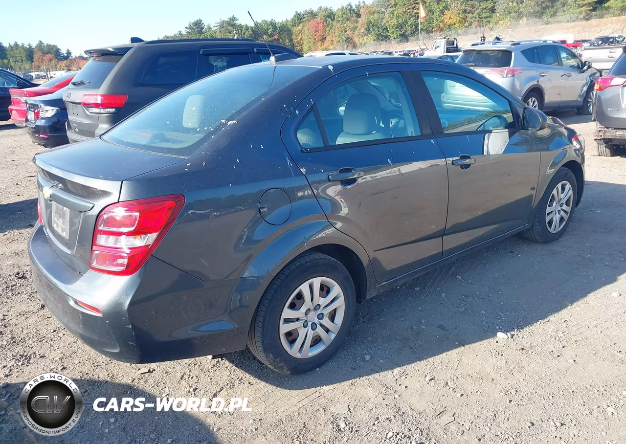 2017 Chevrolet Sonic Ls Auto VIN:1G1JB5SG7H4135365 - 4