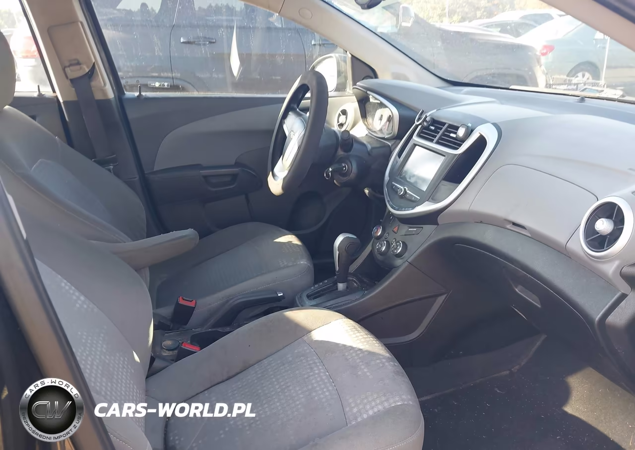 2017 Chevrolet Sonic Ls Auto VIN:1G1JB5SG7H4135365 - 5