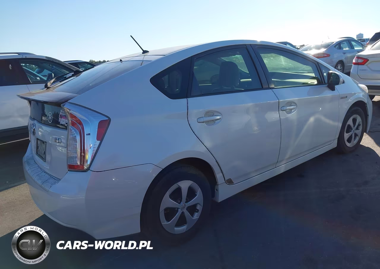 2012 Toyota Prius Two VIN:JTDKN3DUXC5518584 - 4
