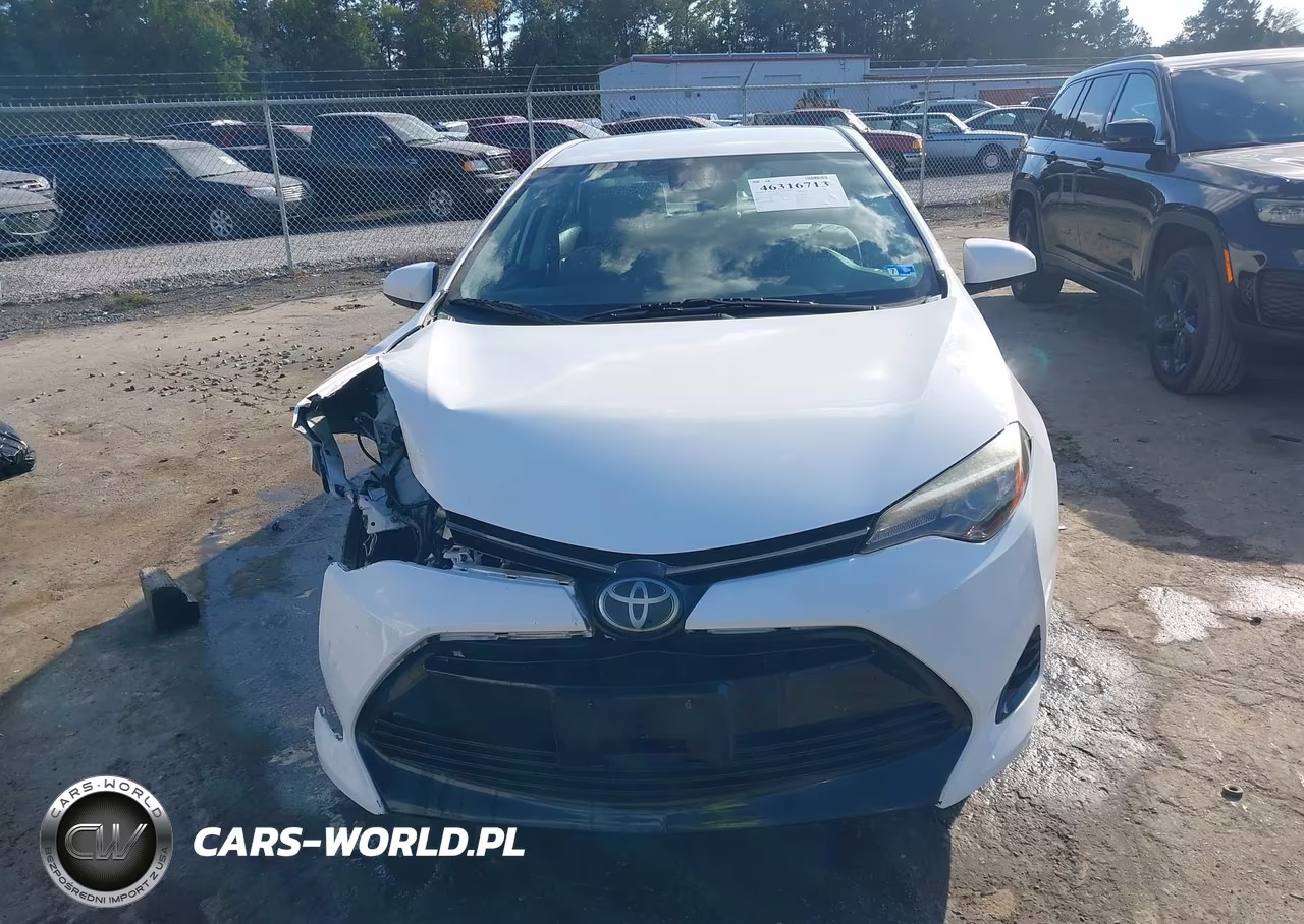 2017 Toyota Corolla Le VIN:2T1BURHE3HC803386 - 12