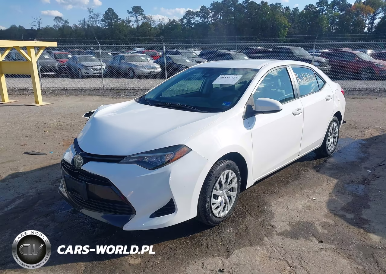 2017 Toyota Corolla Le VIN:2T1BURHE3HC803386 - 2