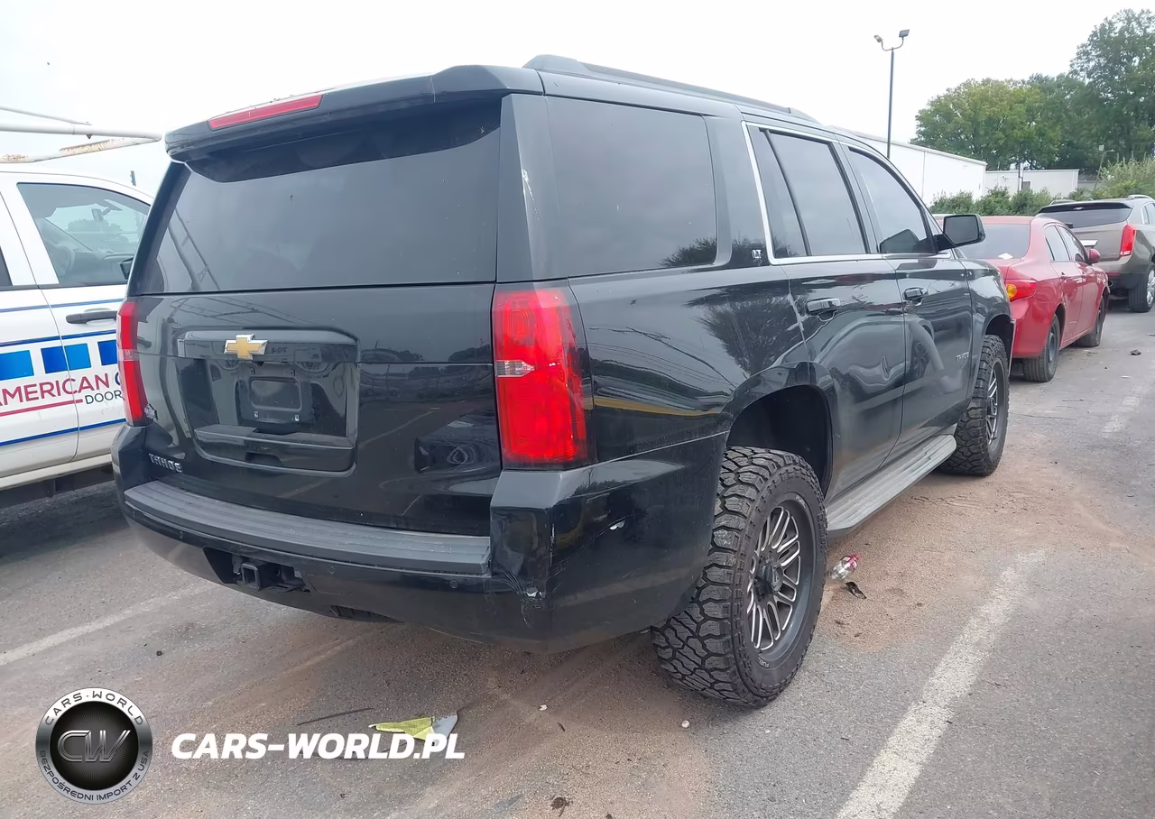 2015 Chevrolet Tahoe Lt VIN:1GNSKBKC1FR167758 - 4
