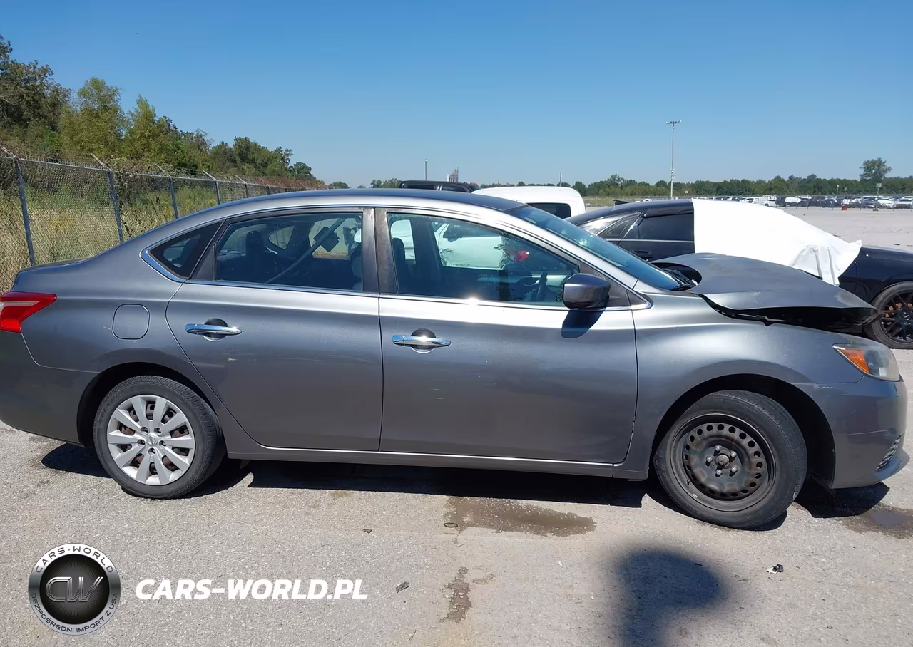 2018 Nissan Sentra S VIN:3N1AB7AP9JY203255 - 13
