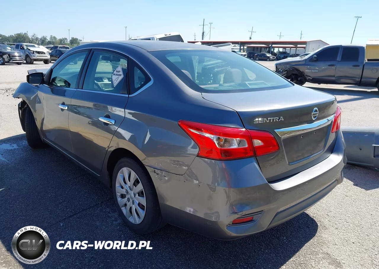 2018 Nissan Sentra S VIN:3N1AB7AP9JY203255 - 3