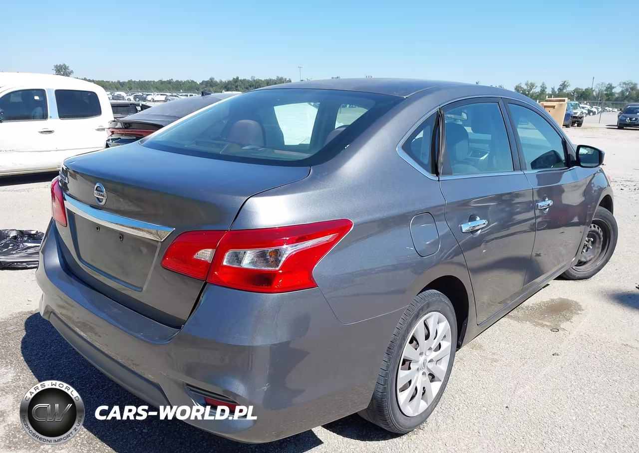 2018 Nissan Sentra S VIN:3N1AB7AP9JY203255 - 4