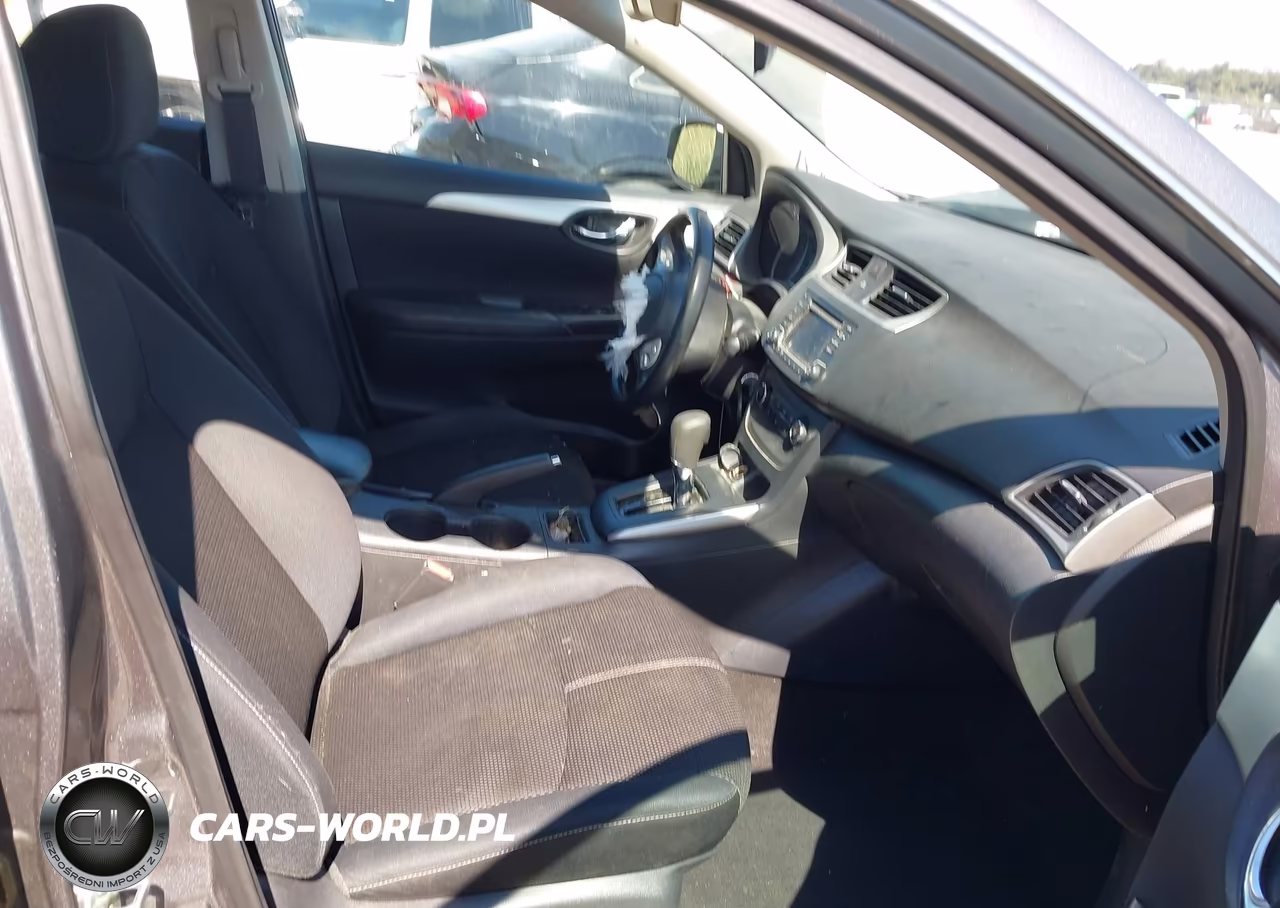 2018 Nissan Sentra S VIN:3N1AB7AP9JY203255 - 5