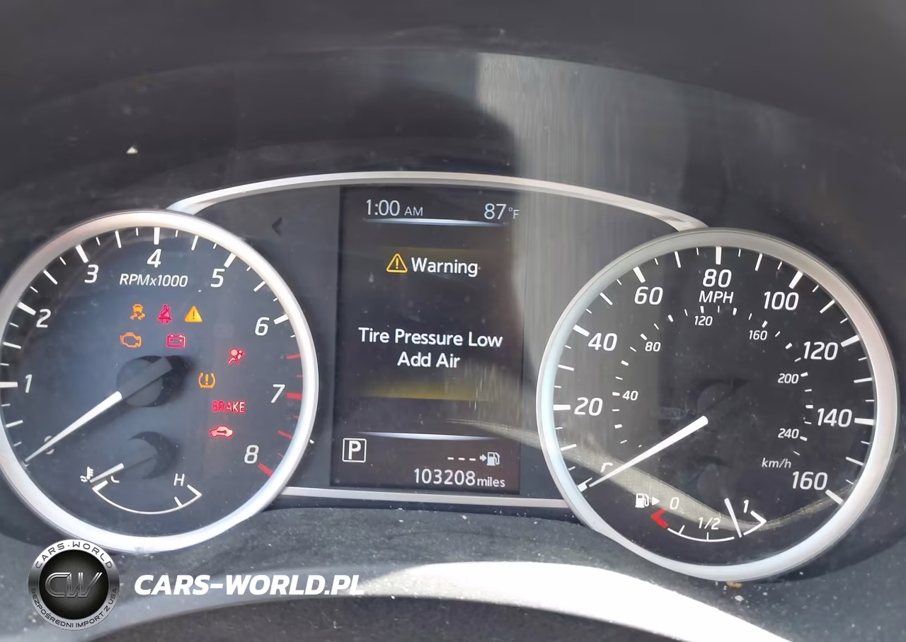 2018 Nissan Sentra S VIN:3N1AB7AP9JY203255 - 7