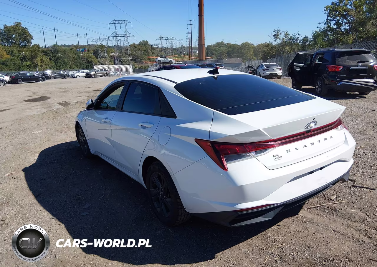 2022 Hyundai Elantra Sel VIN:5NPLS4AG5NH082148 - 3