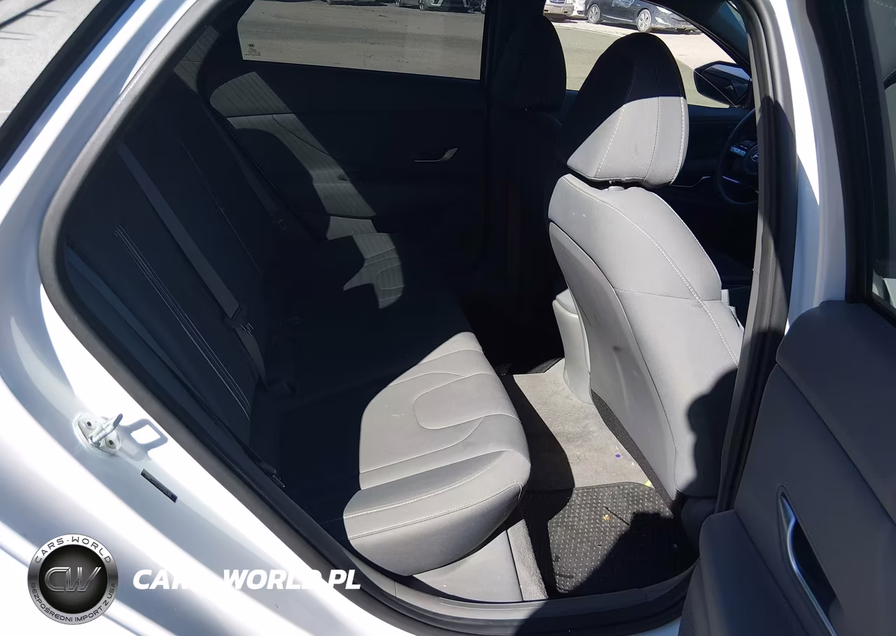 2022 Hyundai Elantra Sel VIN:5NPLS4AG5NH082148 - 8