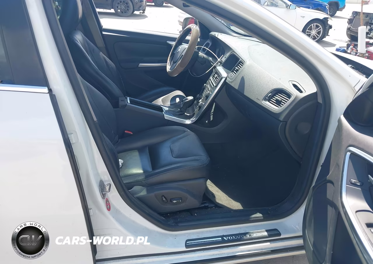 2015 Volvo S60 T5 Premier VIN:YV126MFB7F1308156 - 5
