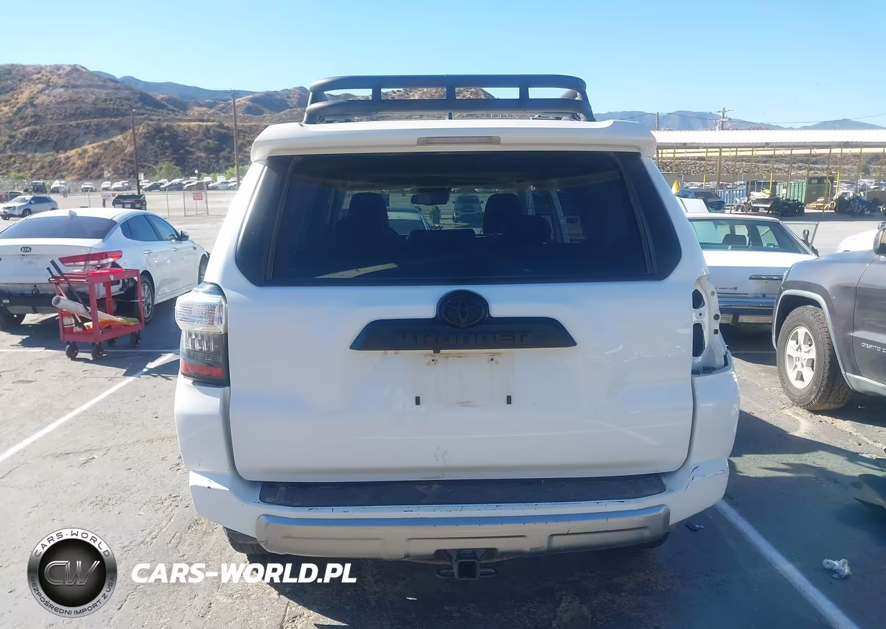2022 Toyota 4Runner Trd Off Road Premium VIN:JTERU5JR7N6034362 - 17