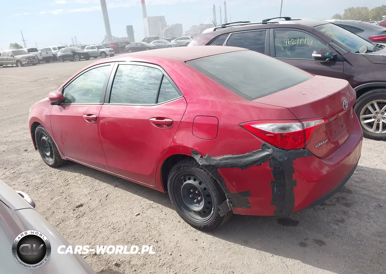 2015 Toyota Corolla Le VIN:2T1BURHE6FC271113 - 3