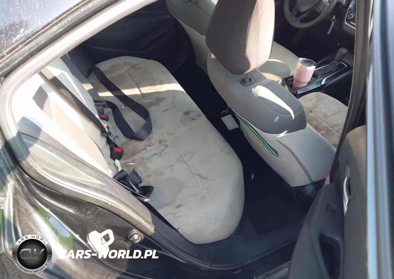 2020 Toyota Corolla Le VIN:5YFEPRAE2LP022110 - 8