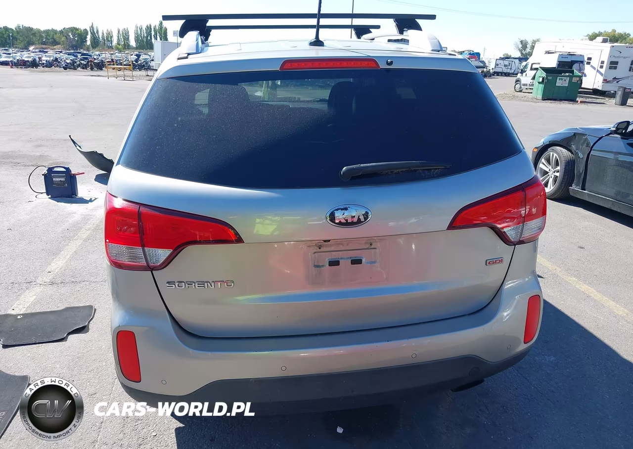 2014 Kia Sorento Lx VIN:5XYKT4A61EG546995 - 17