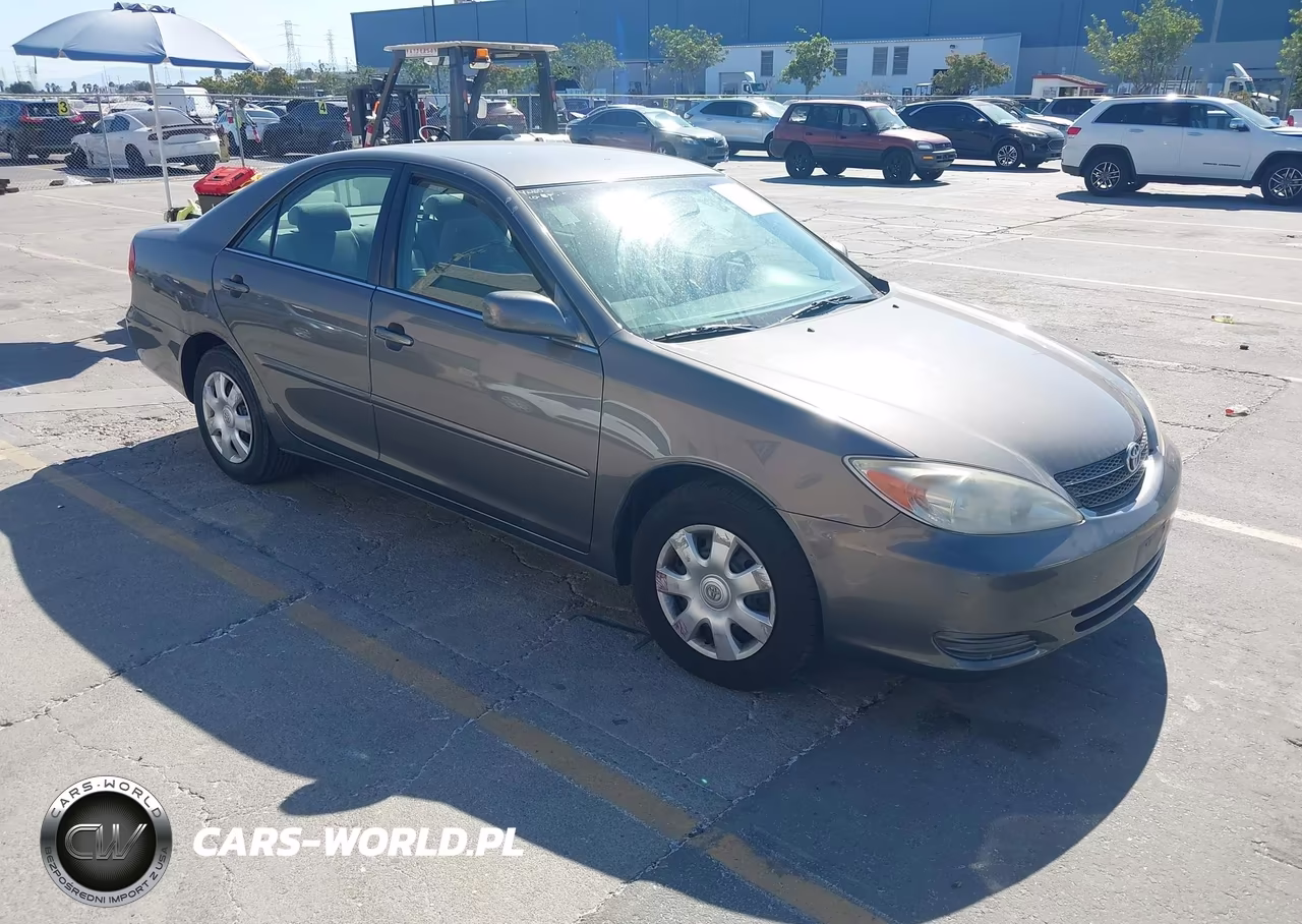 2004 Toyota Camry Le
