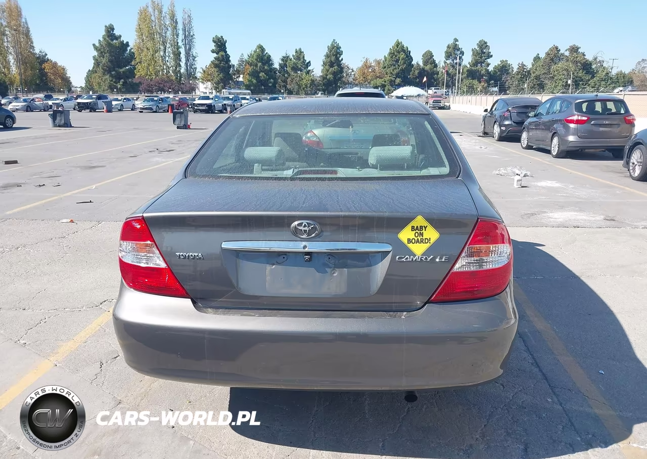 2004 Toyota Camry Le VIN:4T1BE32K24U877237 - 16