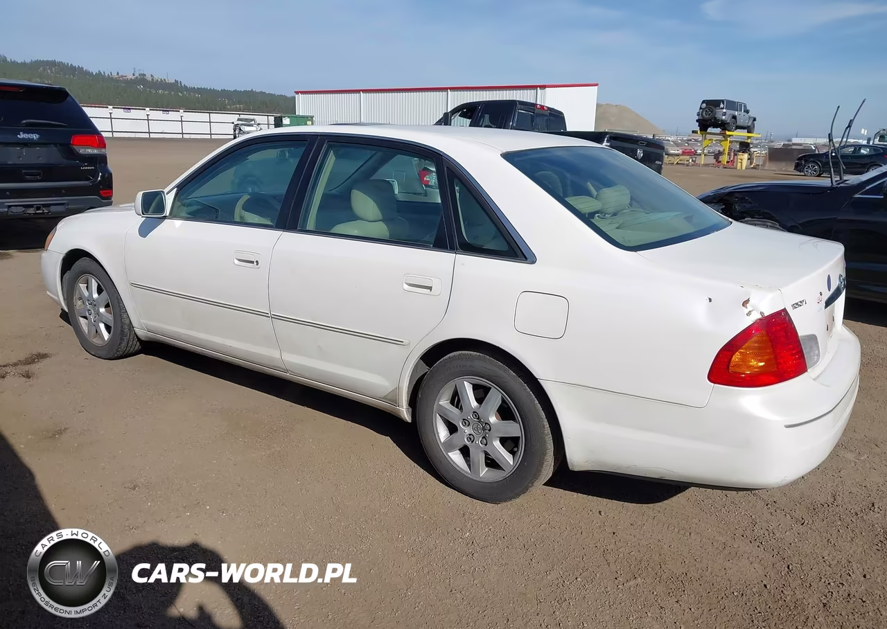 2000 Toyota Avalon Xls VIN:4T1BF28B6YU106445 - 3