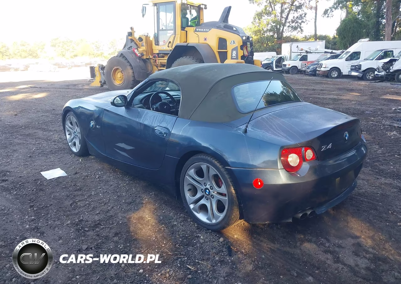 2005 BMW Z4 3.0I VIN:4USBT53525LU10545 - 3