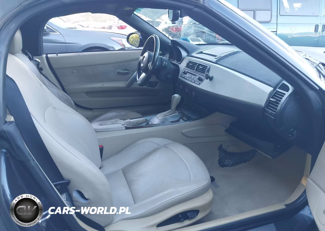 2005 BMW Z4 3.0I VIN:4USBT53525LU10545 - 5