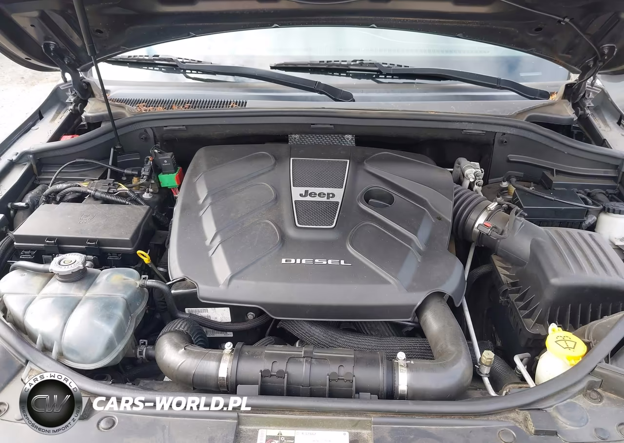 2015 Jeep Grand Cherokee Overland VIN:1C4RJFCM3FC197209 - 10