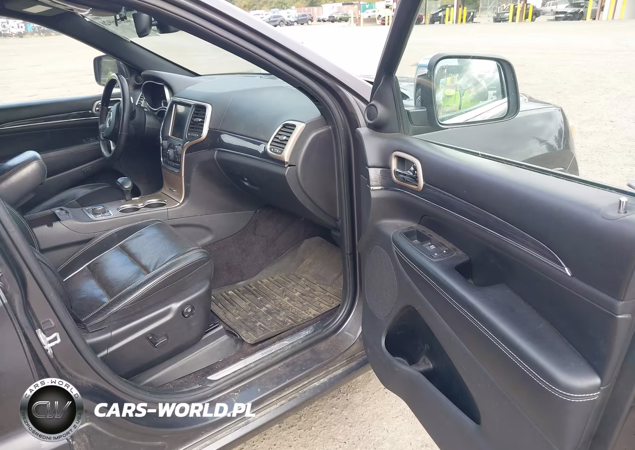 2015 Jeep Grand Cherokee Overland VIN:1C4RJFCM3FC197209 - 5