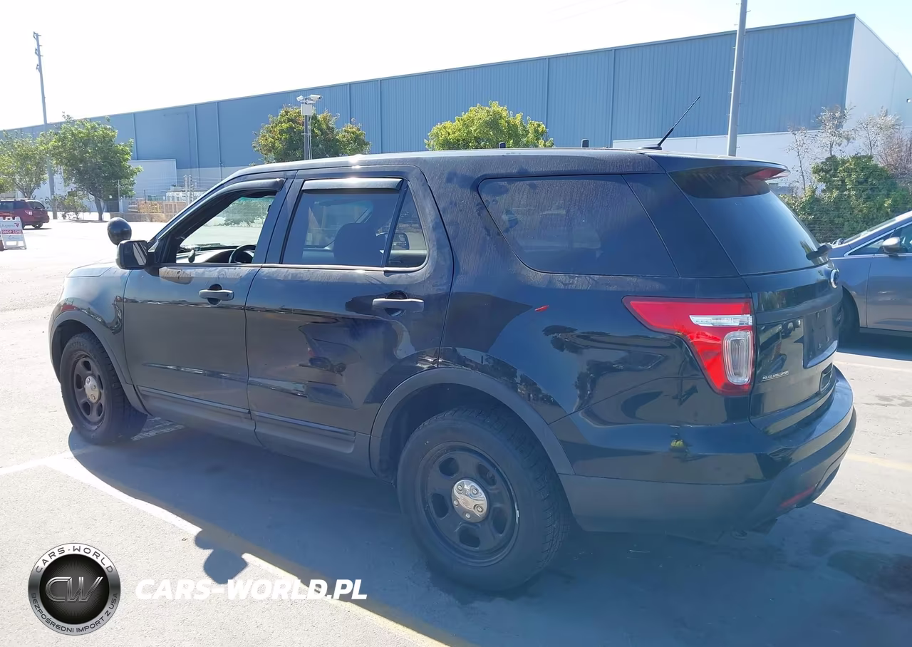 2014 Ford Utility Police Interceptor VIN:1FM5K8AR2EGC38096 - 3