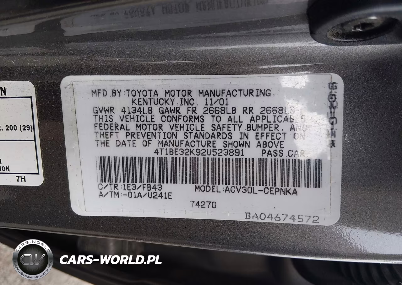 2002 Toyota Camry Le VIN:4T1BE32K92U523891 - 9