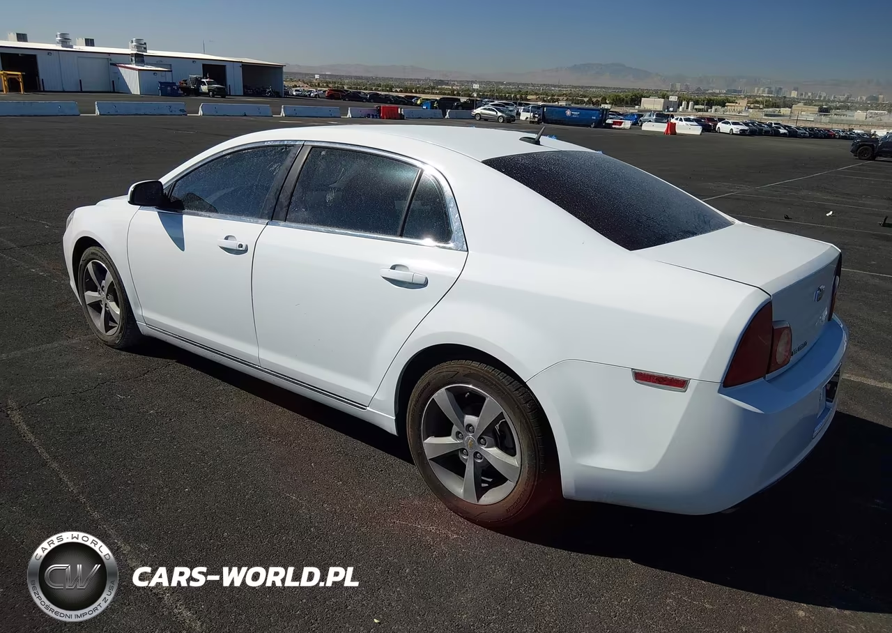 2011 Chevrolet Malibu 1Lt VIN:1G1ZC5E10BF165682 - 3
