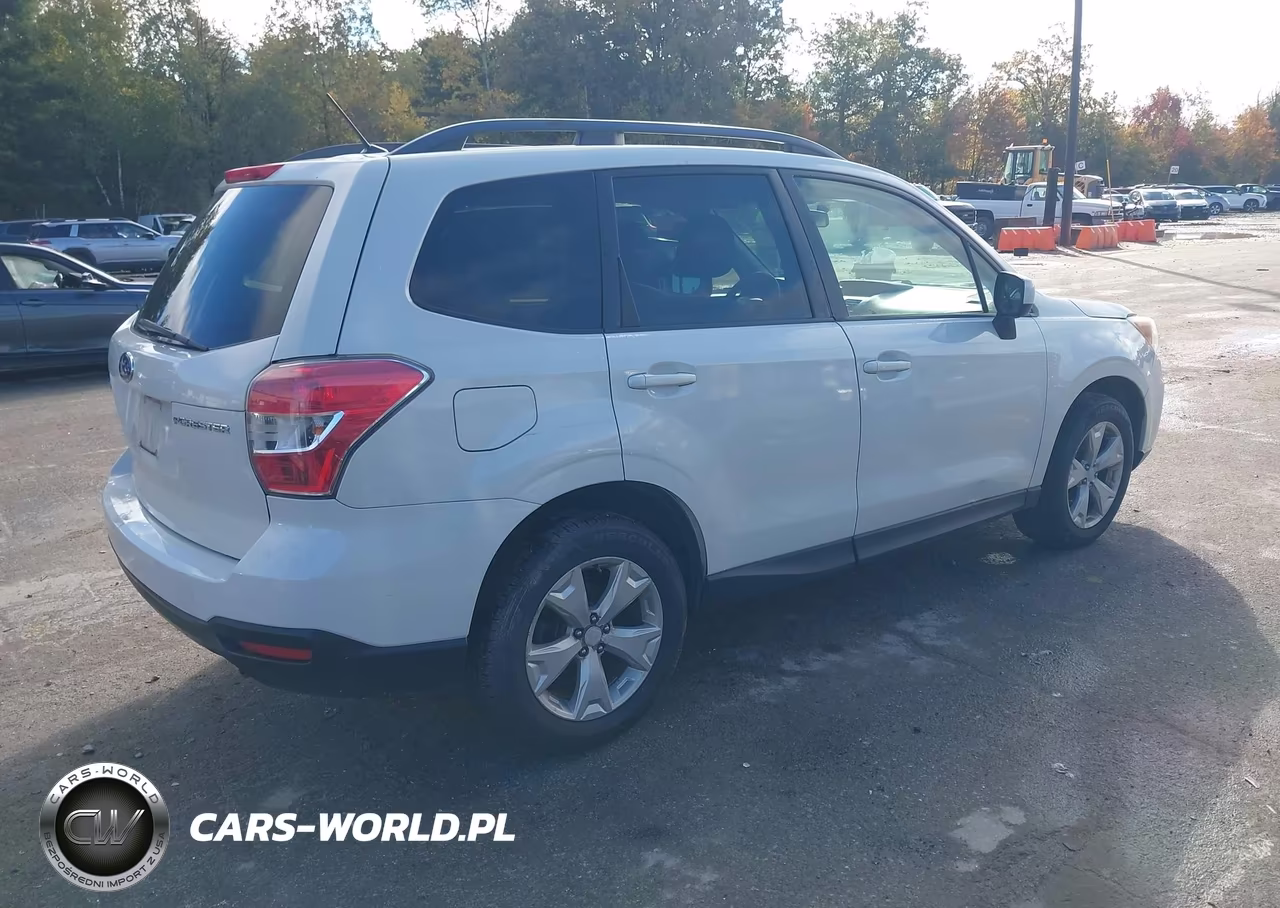 2015 Subaru Forester 2.5I Premium VIN:JF2SJADC6FH400690 - 4