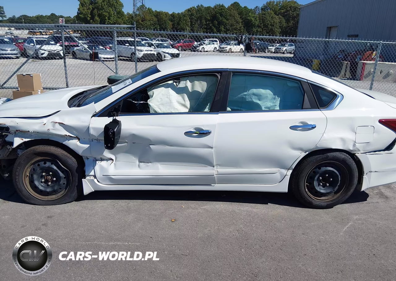 2018 Nissan Altima 2.5 S VIN:1N4AL3AP0JC254712 - 14