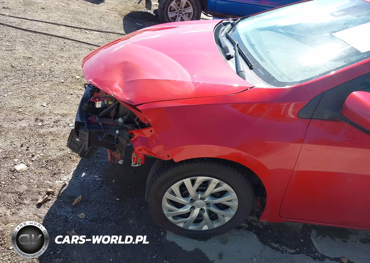 2018 Toyota Corolla Le VIN:2T1BURHEXJC091156 - 18