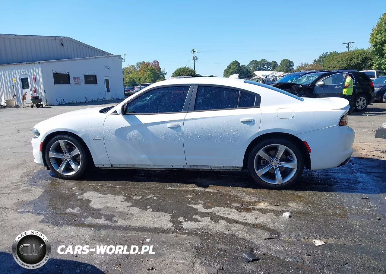 2016 Dodge Charger R-T VIN:2C3CDXCTXGH241414 - 15