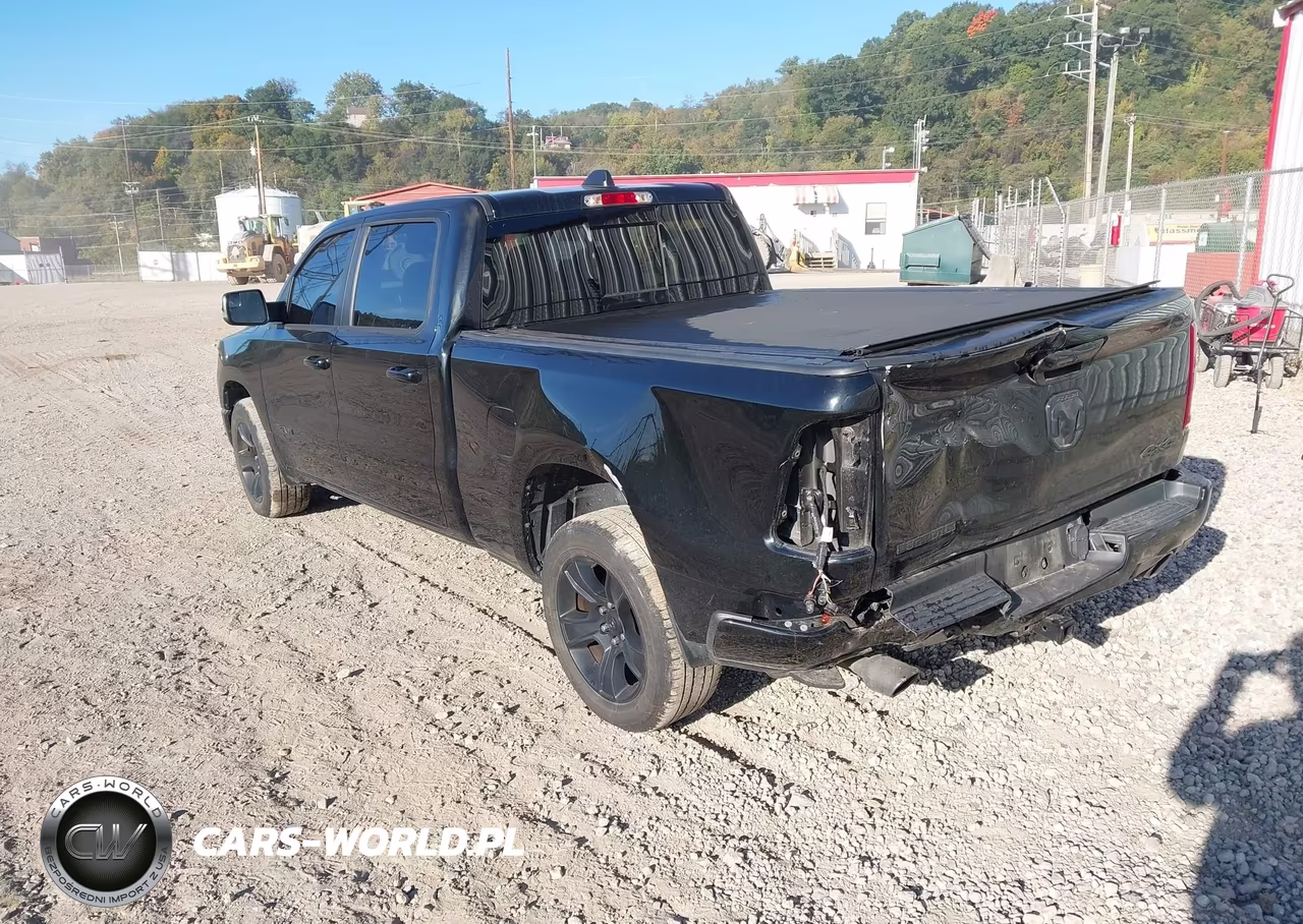 2022 Ram 1500 Big Horn VIN:1C6SRFMT0NN223615 - 3