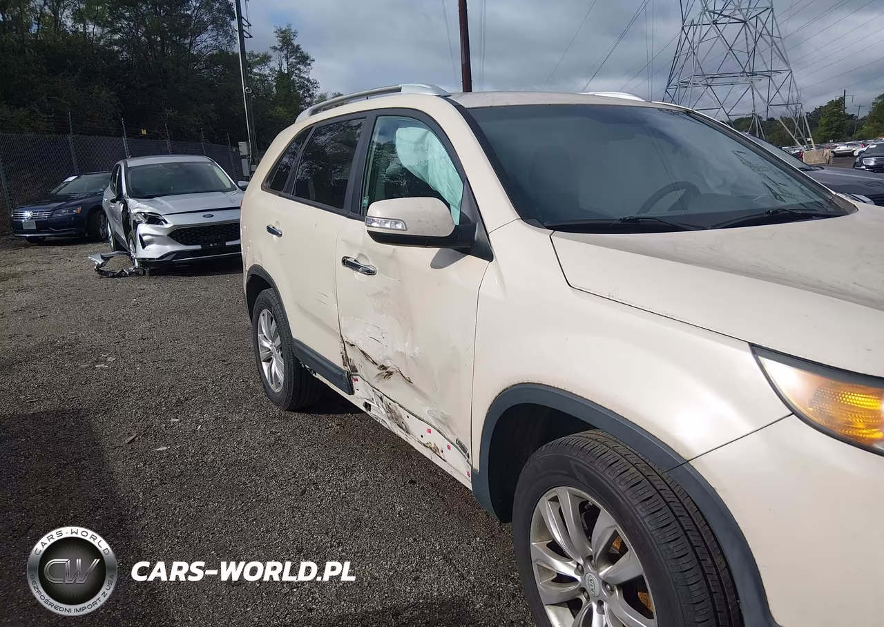 2011 Kia Sorento Lx V6 VIN:5XYKTDA2XBG077883 - 6