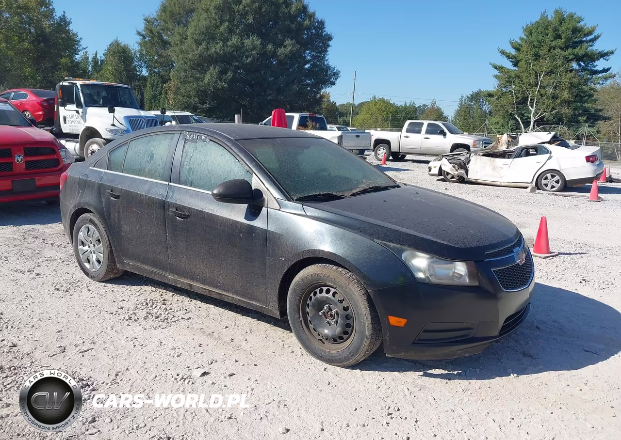 2012 Chevrolet Cruze Ls – zdjęcie 1 z 11