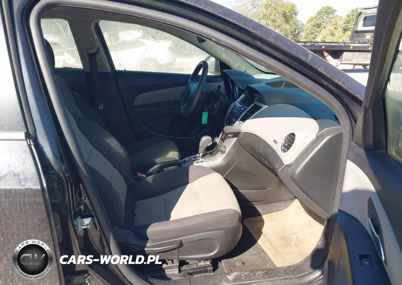 2012 Chevrolet Cruze Ls VIN:1G1PC5SH9C7312487 - 5