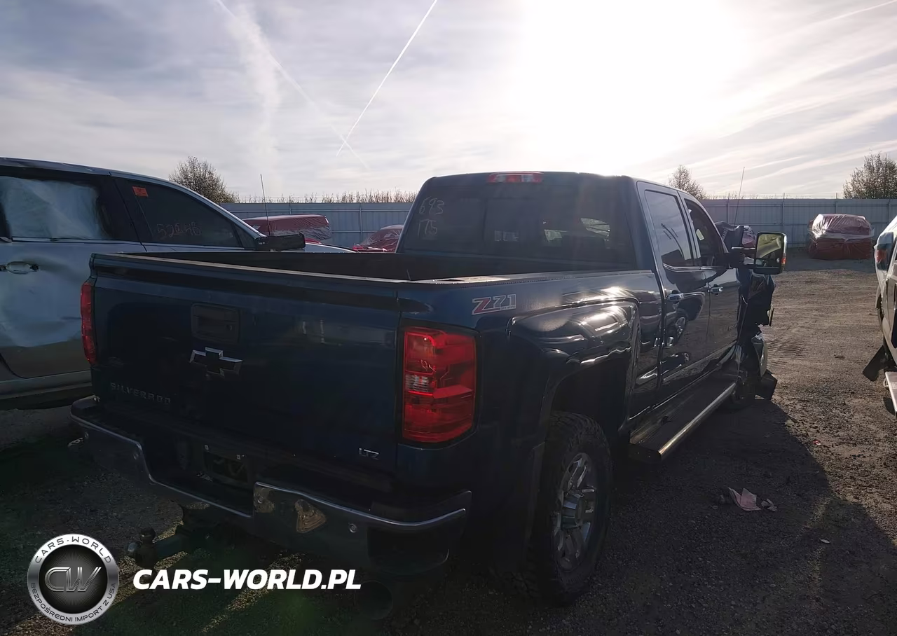 2017 Chevrolet Silverado 2500Hd Ltz VIN:1GC1KWEY7HF137316 - 4