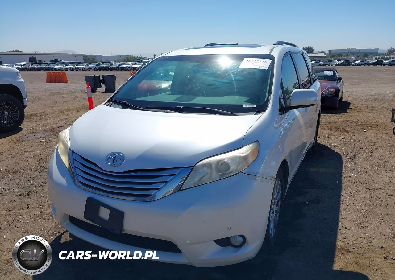 2013 Toyota Sienna Limited V6 7 Passenger VIN:5TDYK3DC8DS302318 - 6