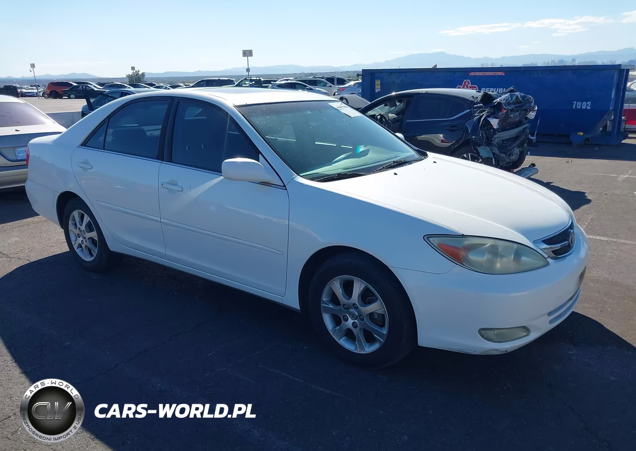 2004 Toyota Camry Le
