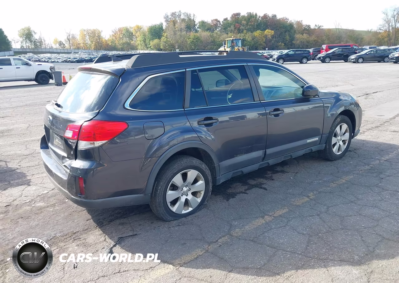 2012 Subaru Outback 2.5I Premium VIN:4S4BRBFC9C1224910 - 4