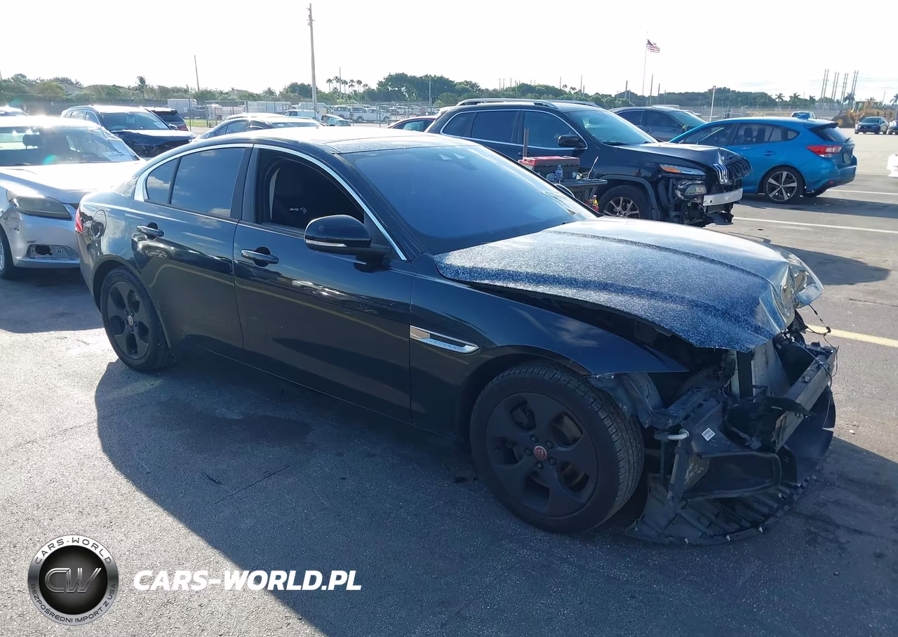 2018 Jaguar Xe 25T