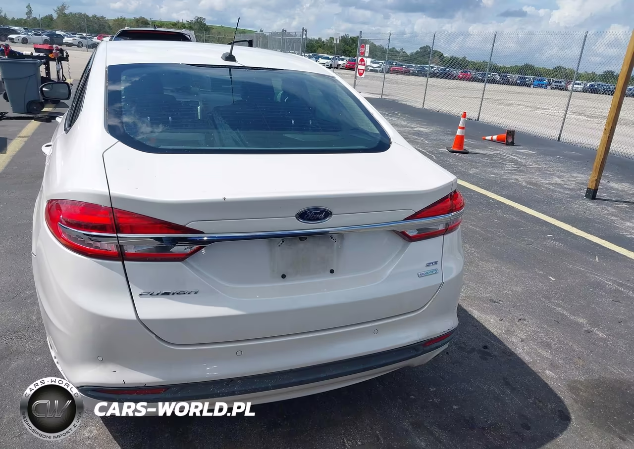 2018 Ford Fusion Se VIN:3FA6P0HD6JR252470 - 16