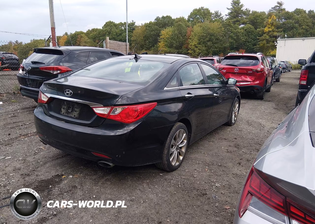 2011 Hyundai Sonata Se VIN:5NPEC4AC2BH211624 - 4
